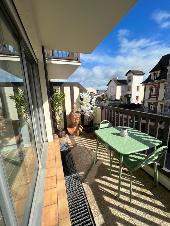 Appartement Hyper Centre De Cabourg Avec Balcon Exterior foto